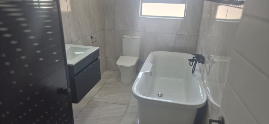 4 Bedroom Property for Sale in Bayswater Free State